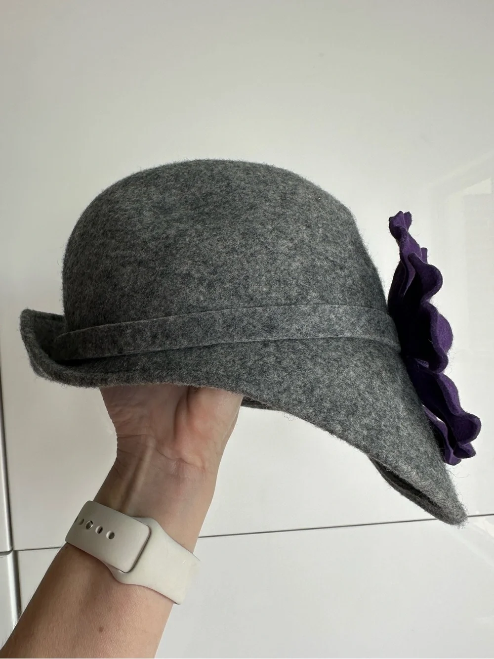 Madison 88 Cloche Hat Wool Felt Purple Flower Vintage Inspired